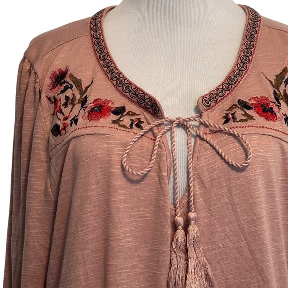 Torrid Embroidered Peasant Top Womens Size 2X Dusty Rose Tassel Babydoll Blouse - Picture 3 of 12